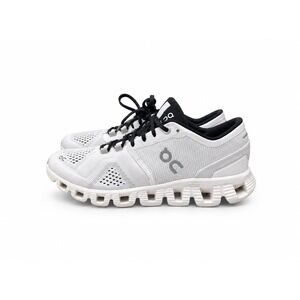 On Running Cloud X Women's Training Shoes White Black CloudTec Size 7.5